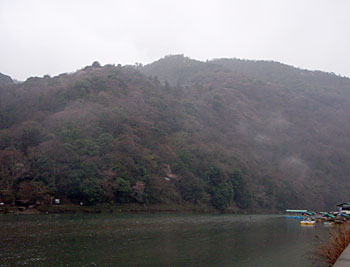 嵐山の図